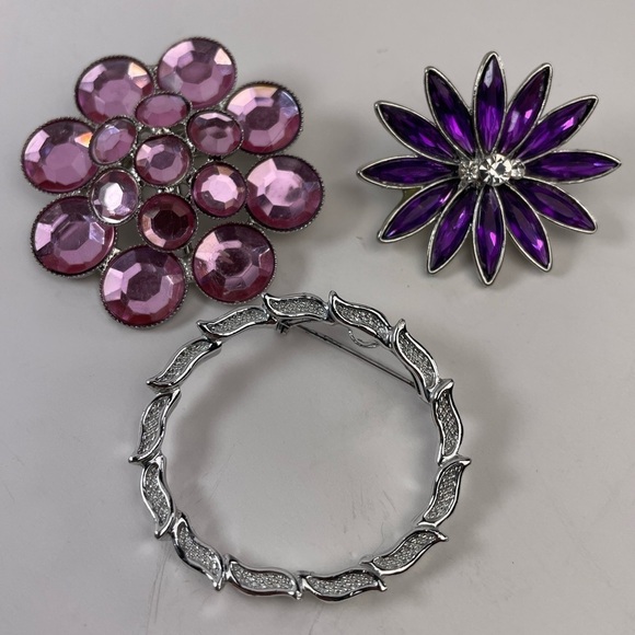 Pink Purple Silver Brooches set of 3 in  Bundle - Picture 7 of 11